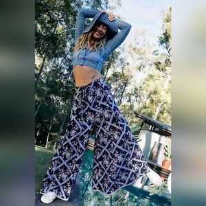 Free People Navy Floral Print Wide-Leg Pants